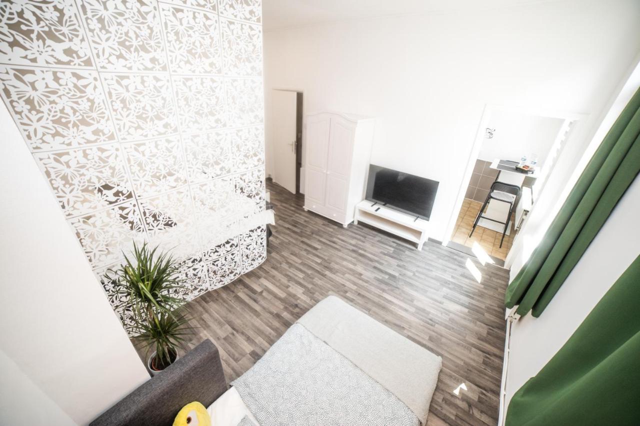 City Centre Hidden Gem! Apartment For Up To 3 People Bruxelles Extérieur photo